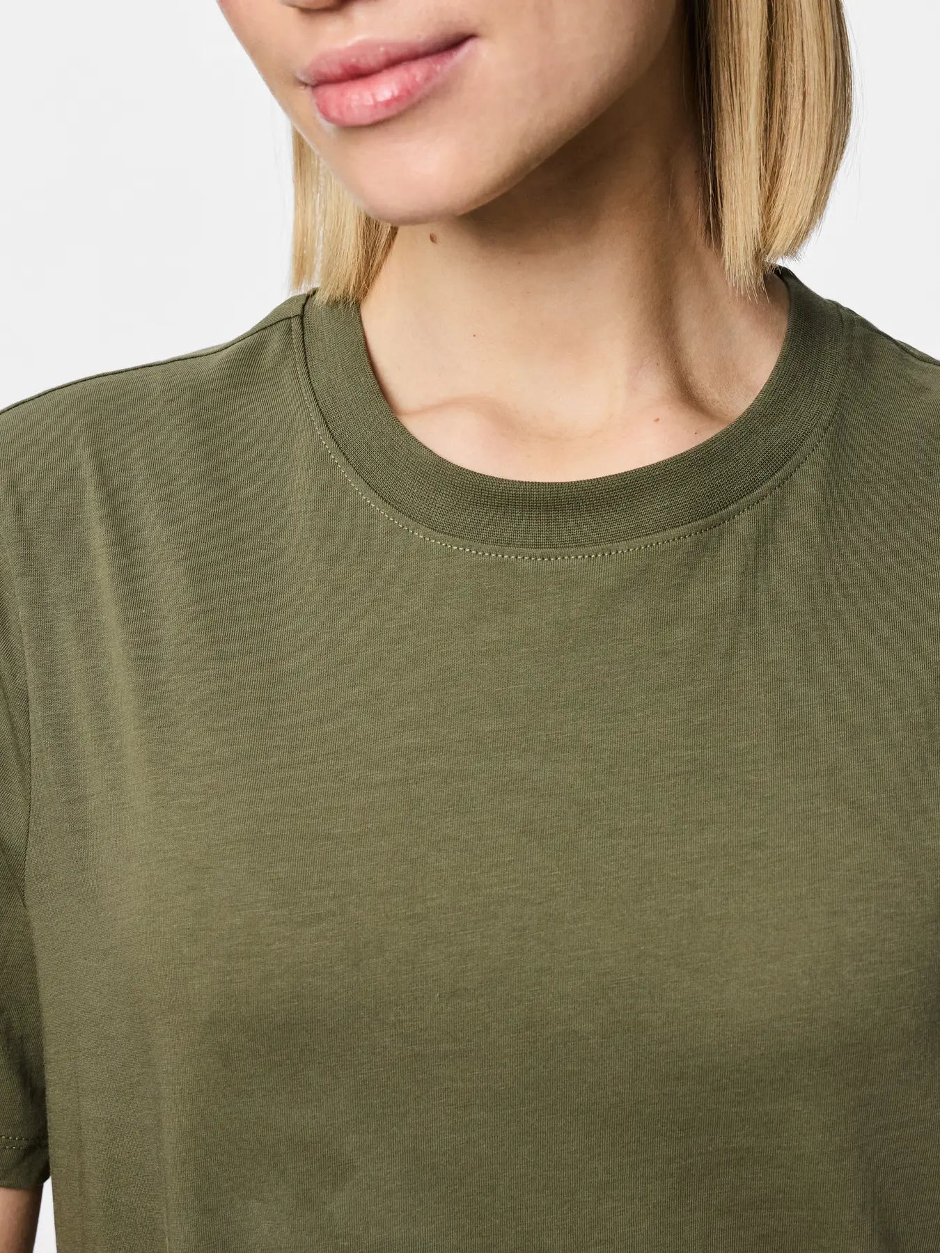 0565 PCRIA SS SOLID TEE JRS NOOS BC