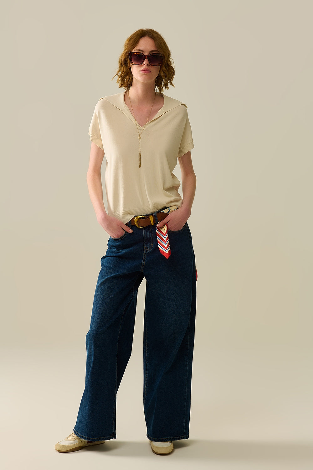 jeans a gamba larga con lavaggio scuro