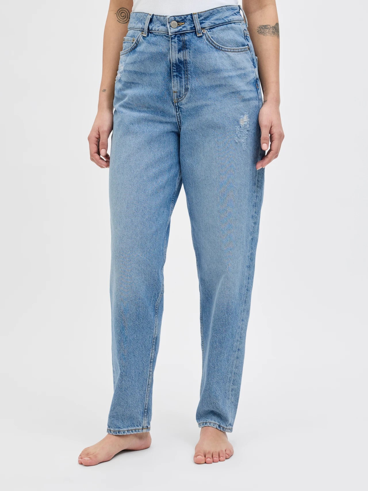 0481 JXLISBON MOM HW