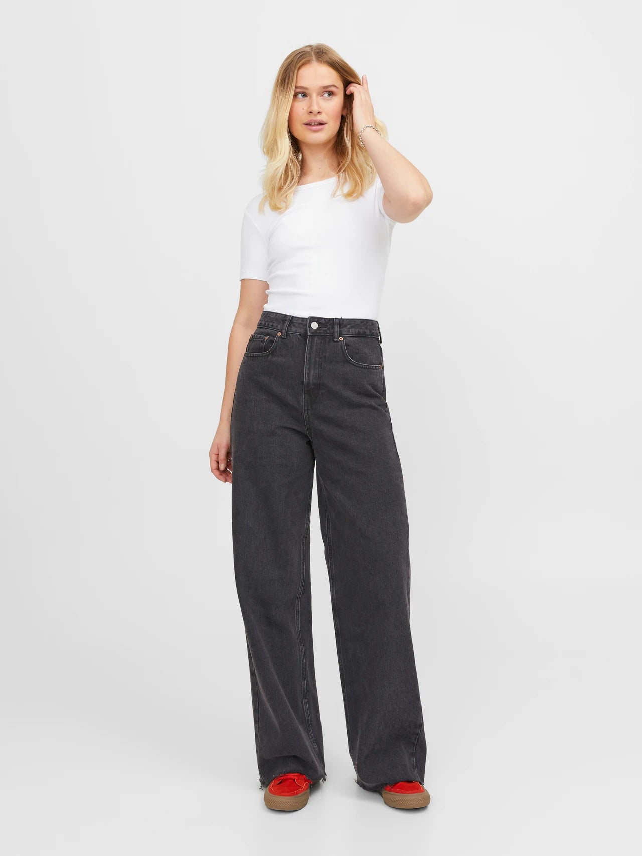 0363 JXTOKYO WIDE RH HW JEANS