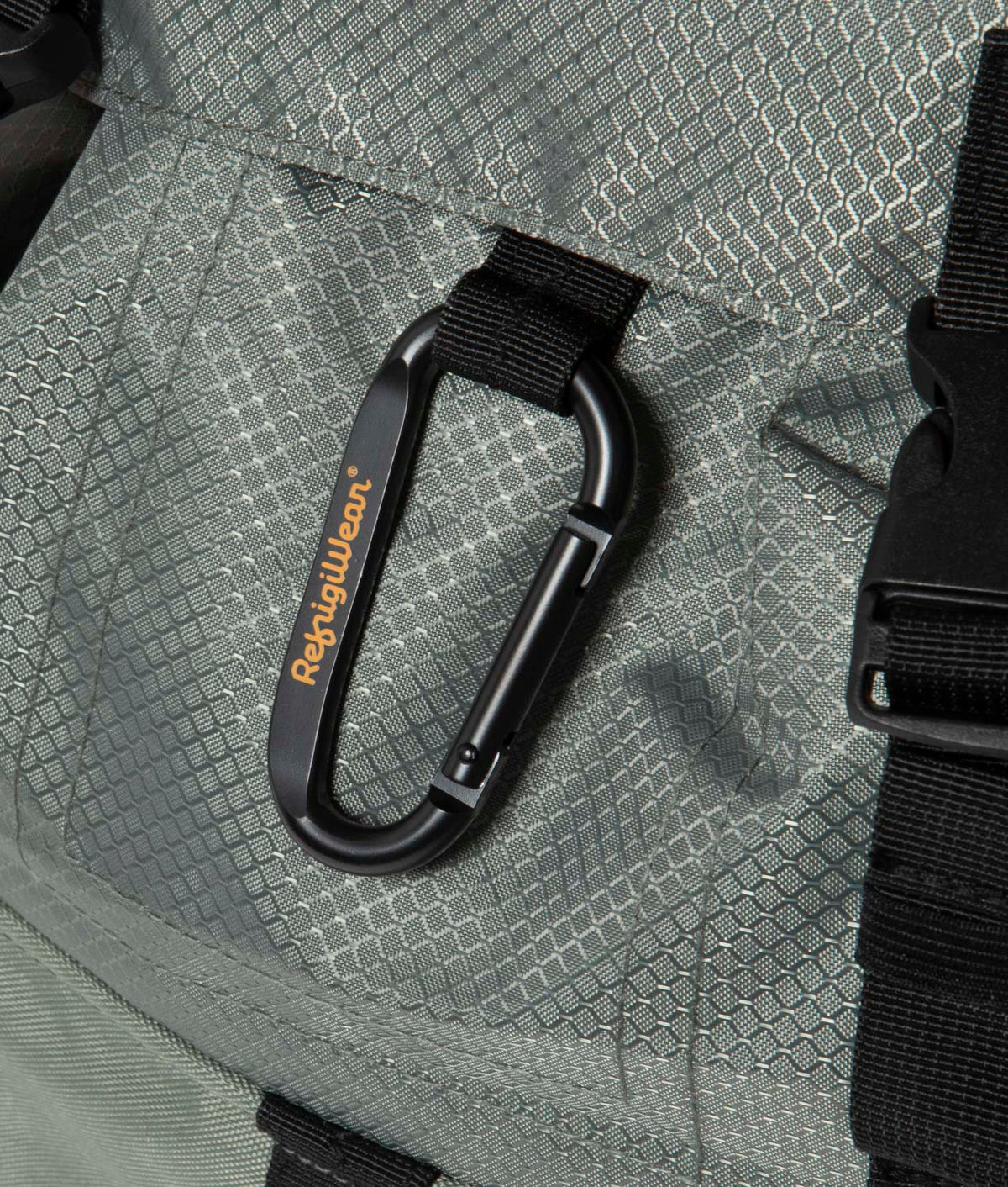 HIKE BACKPACK · SHADOW
