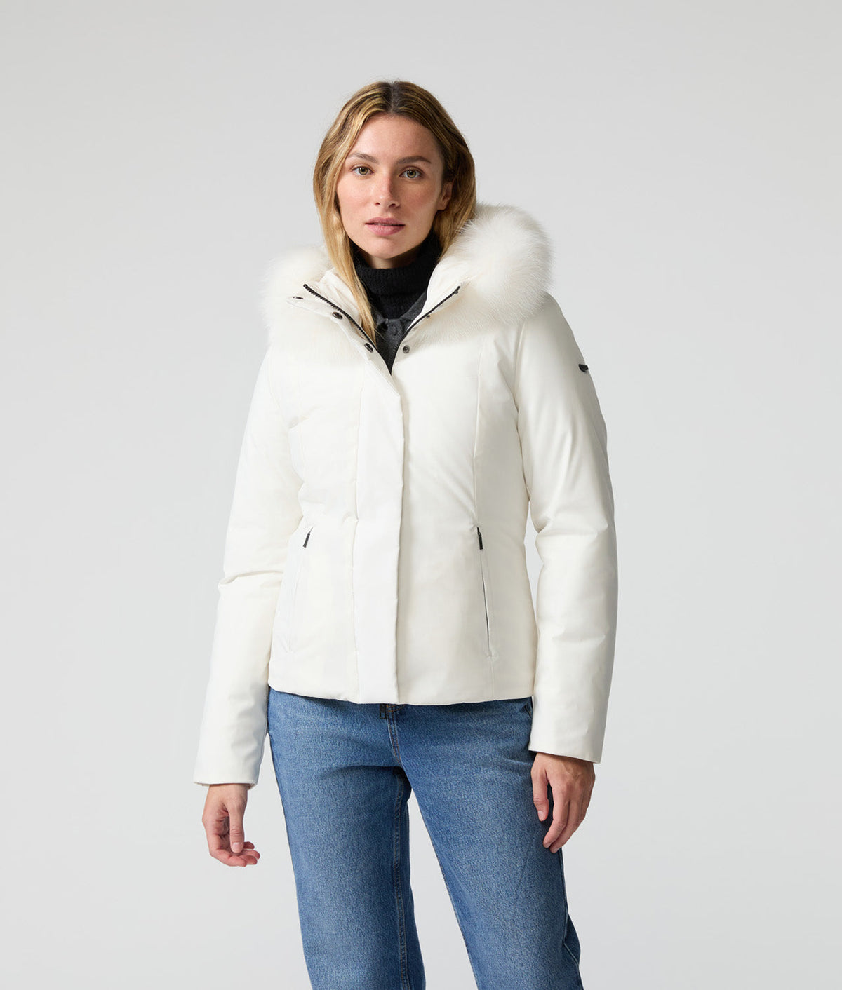 SHORT LADY TECH JACKET · TOFU