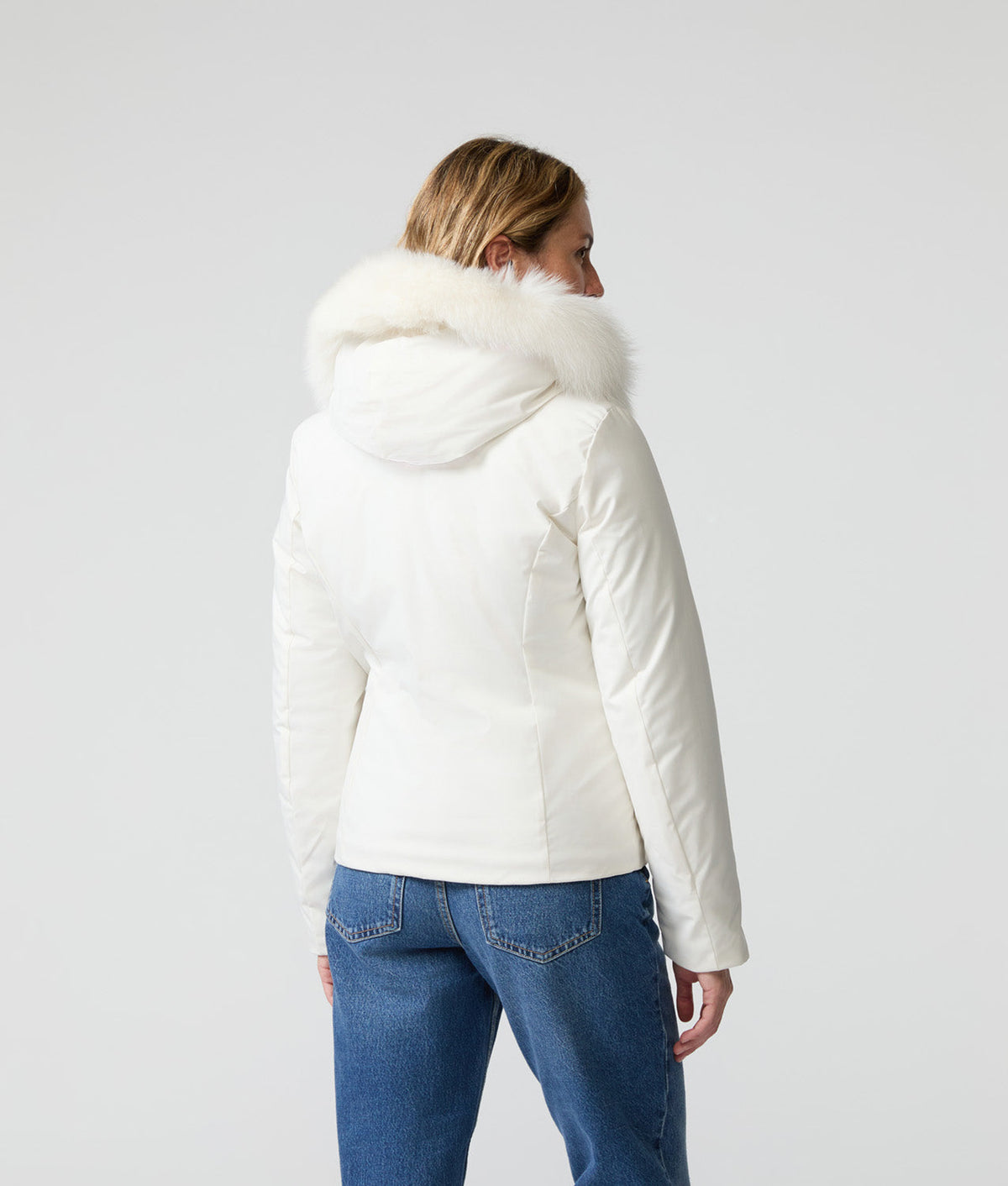 SHORT LADY TECH JACKET · TOFU