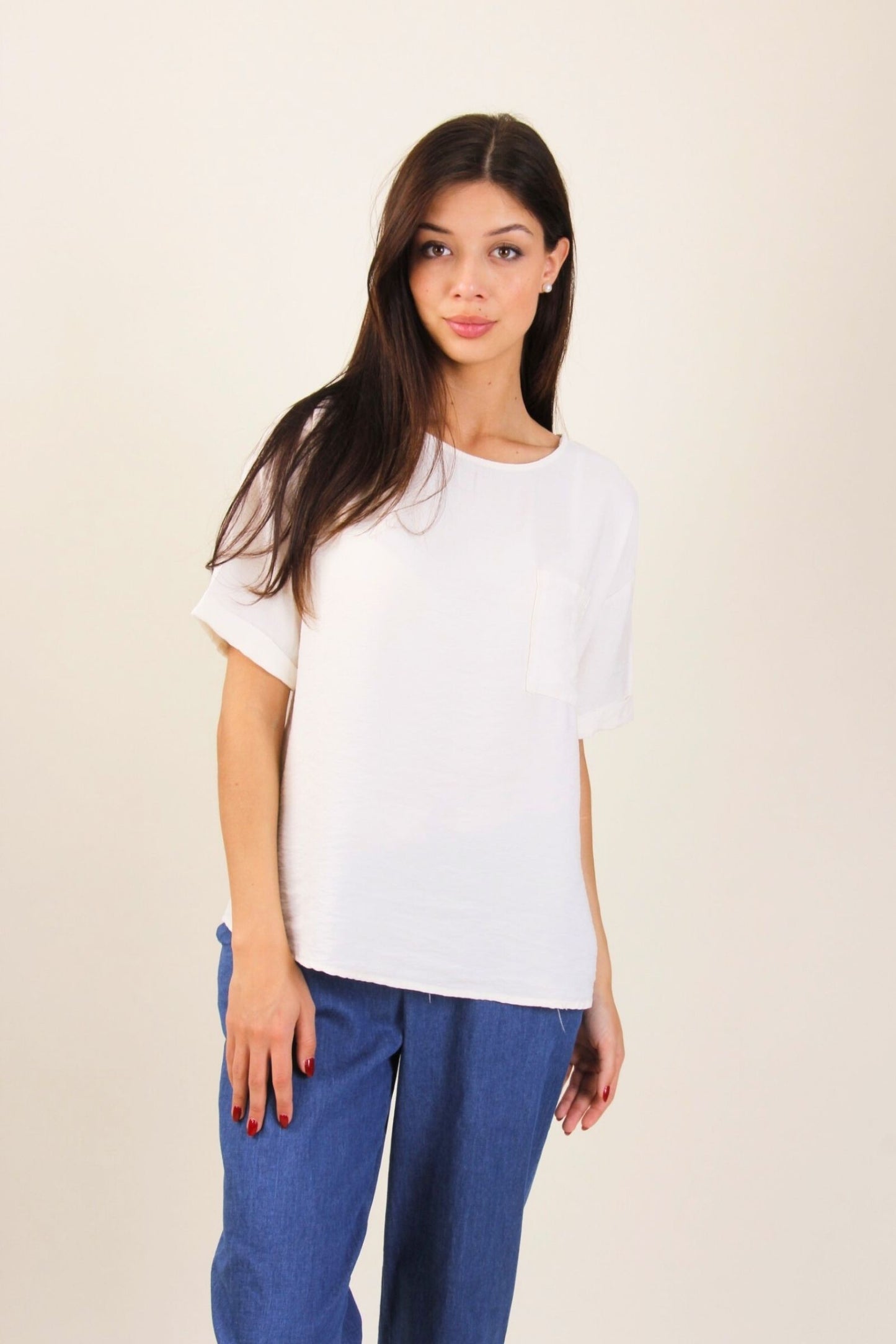 0618 T-SHIRT CON TASCHINA IN TESSUTO EFFETTO STROPICCIATO