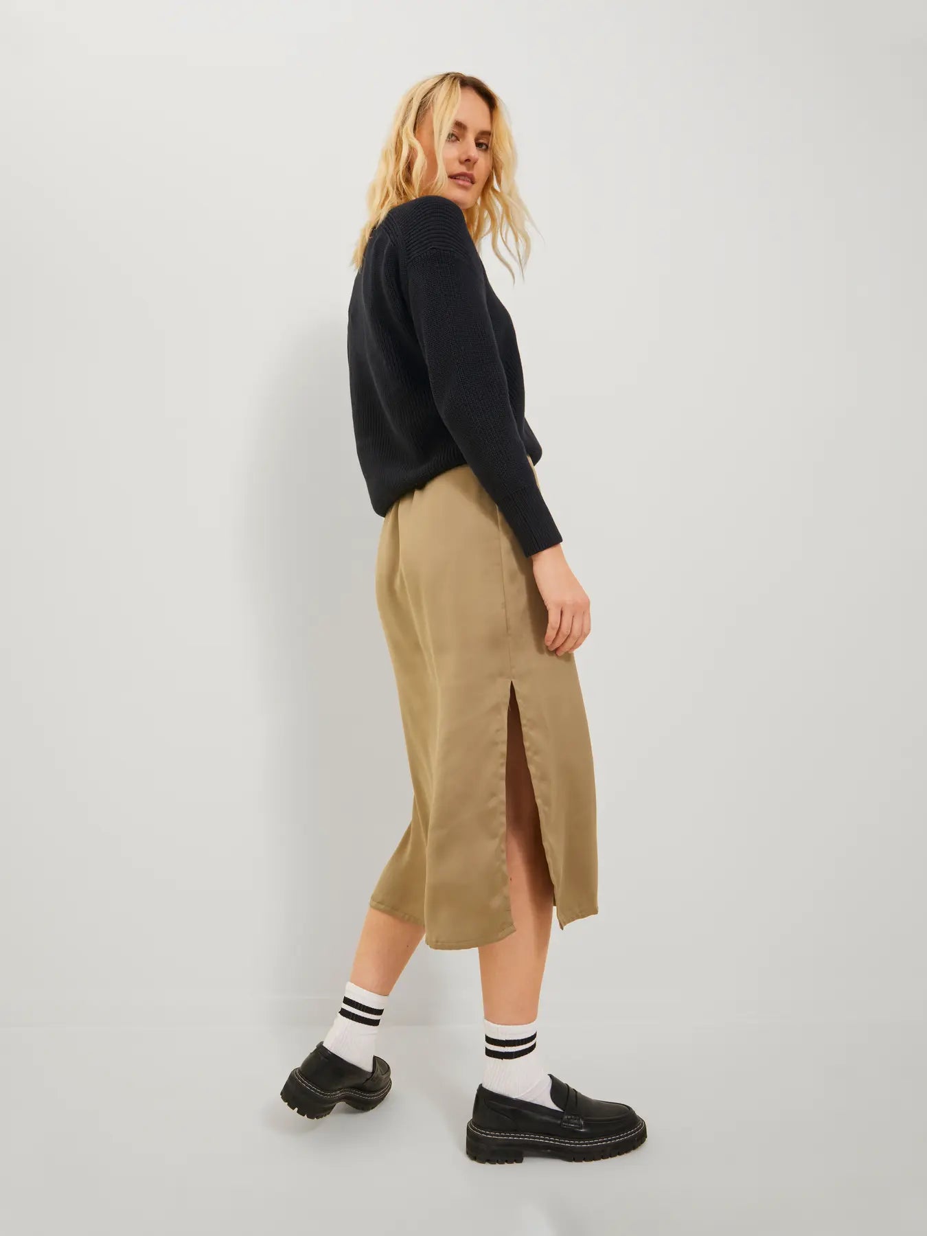 0830 JXMILA TWIST CREW NECK KNIT NOOS