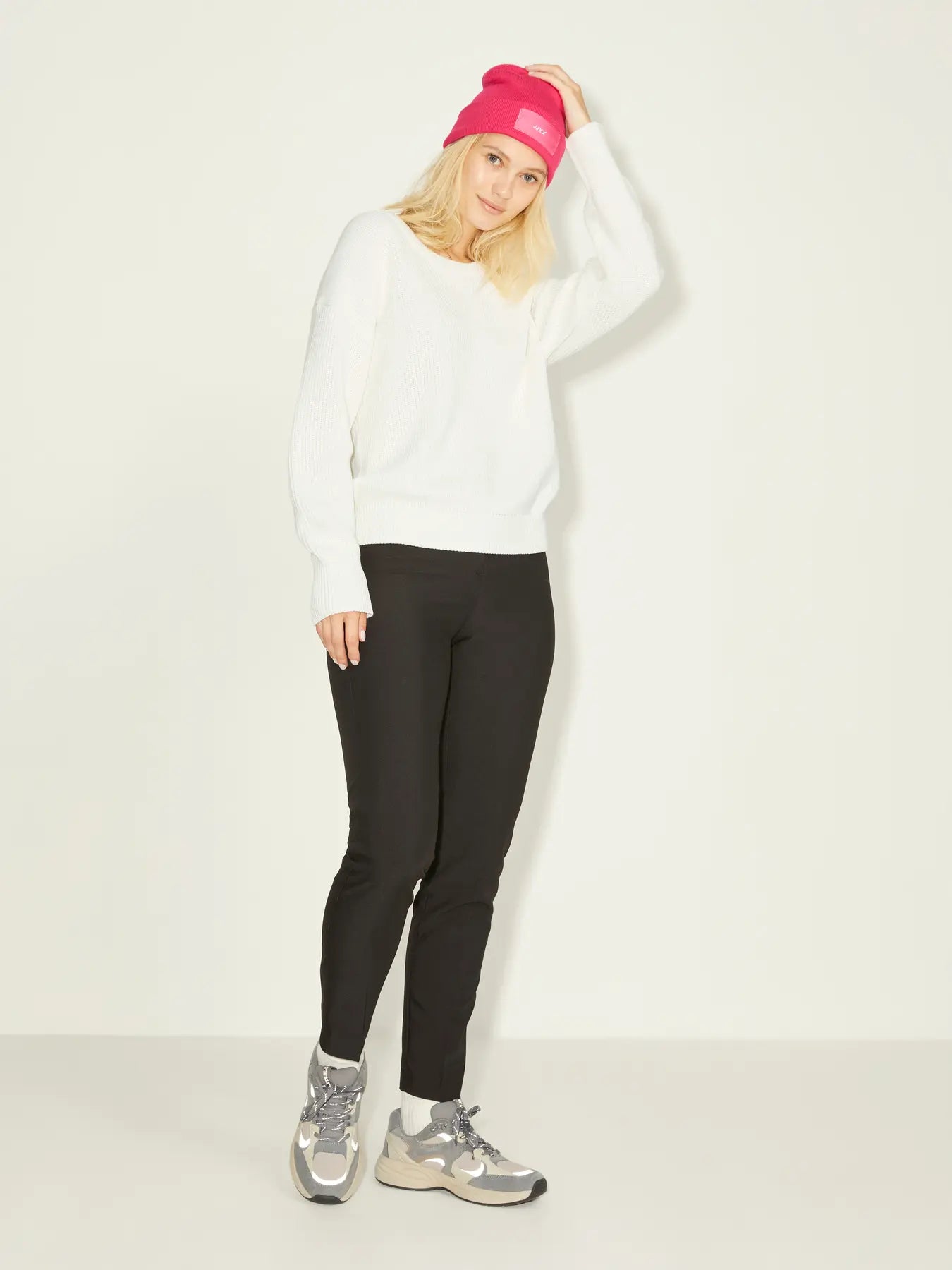 0830 JXMILA TWIST CREW NECK KNIT NOOS