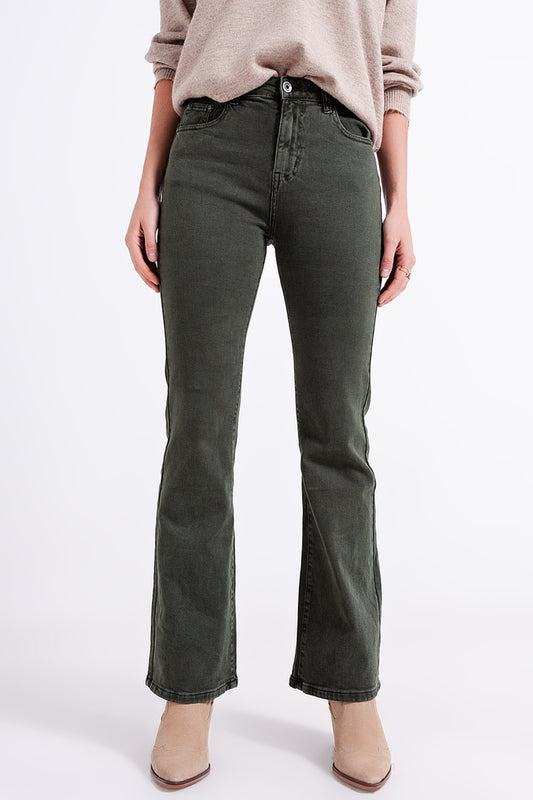 Q2 Jeans a zampa color verde oliva