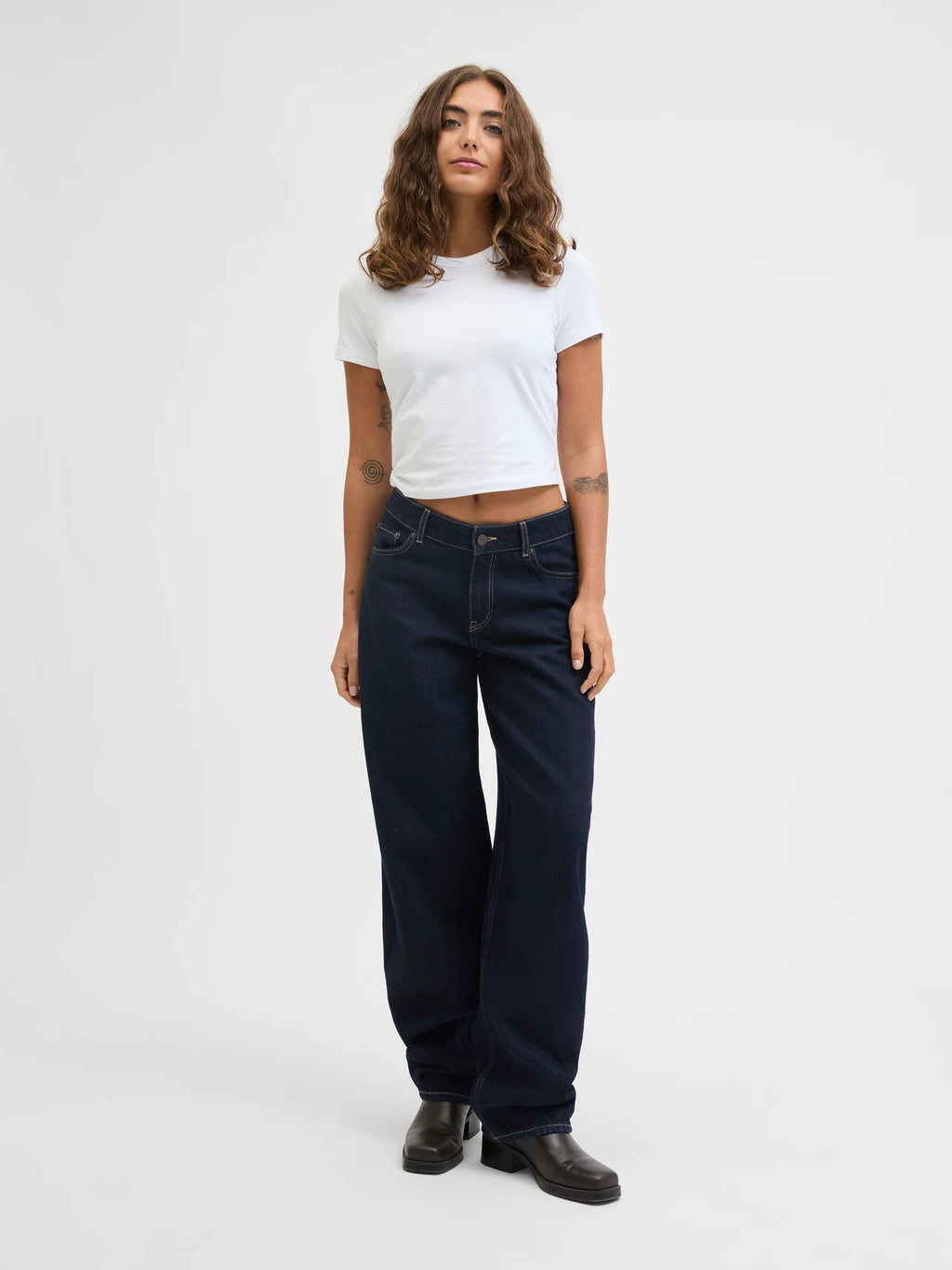 0944 - JXFUJI BARREL MW JEANS R004 DNM NOOS