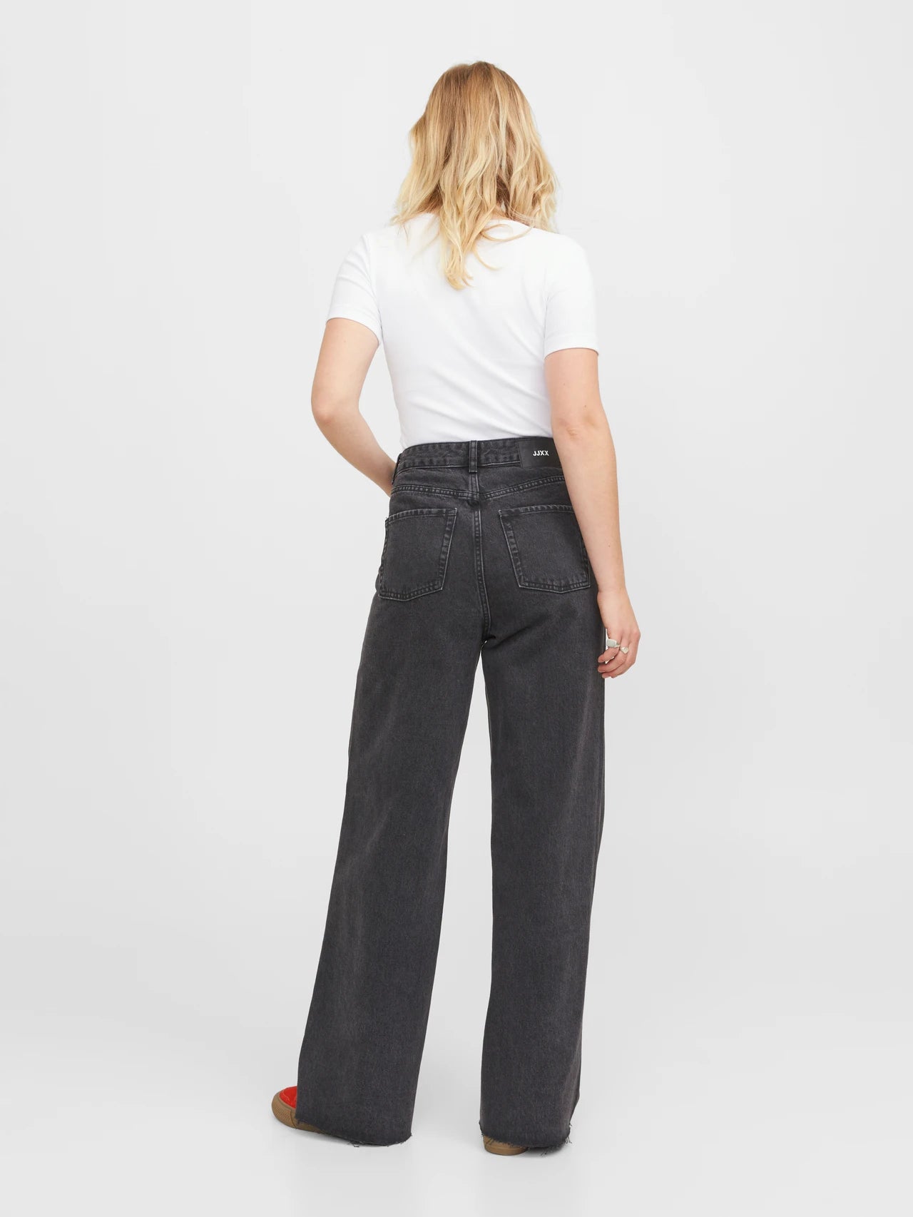 0363 JXTOKYO WIDE RH HW JEANS